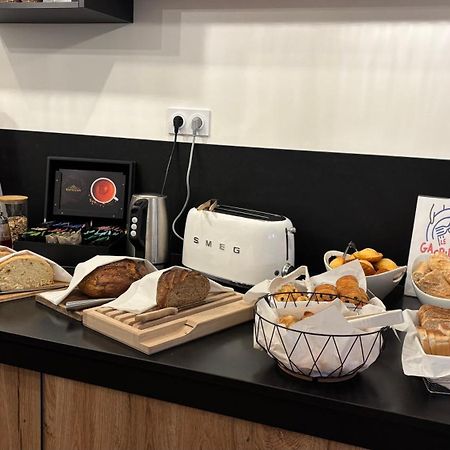 Logis Hotel Restaurant Grand Hotel De Lyon ヴァル・レ・バン エクステリア 写真