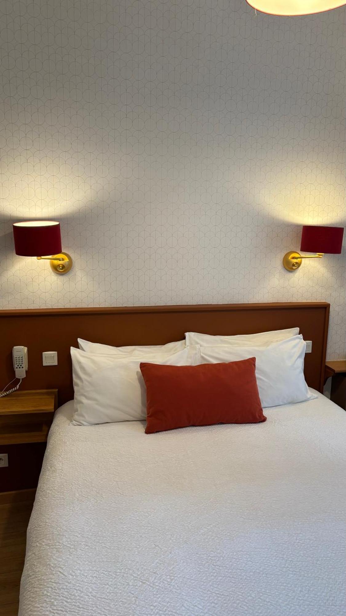 Logis Hotel Restaurant Grand Hotel De Lyon ヴァル・レ・バン エクステリア 写真