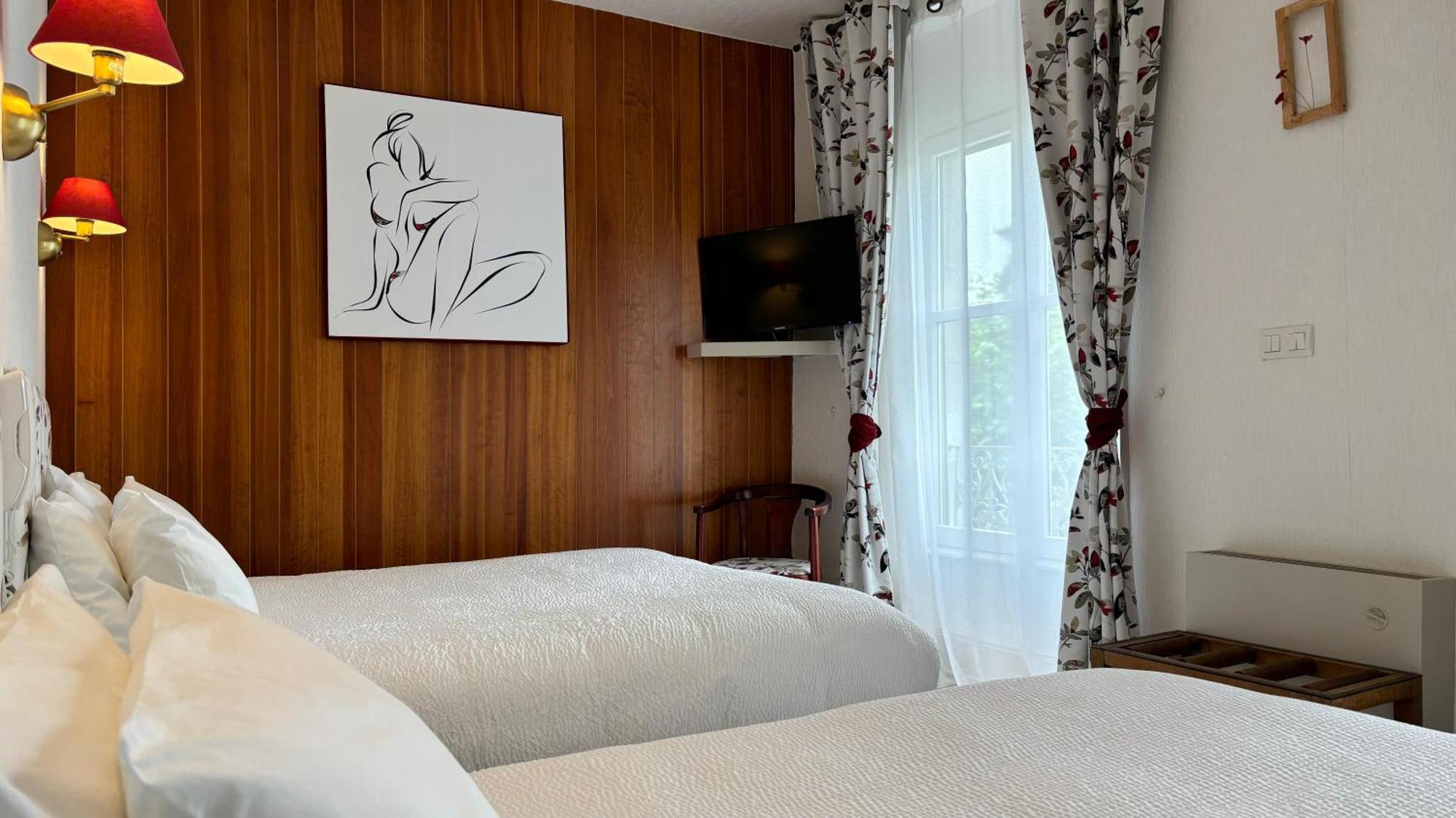Logis Hotel Restaurant Grand Hotel De Lyon ヴァル・レ・バン エクステリア 写真