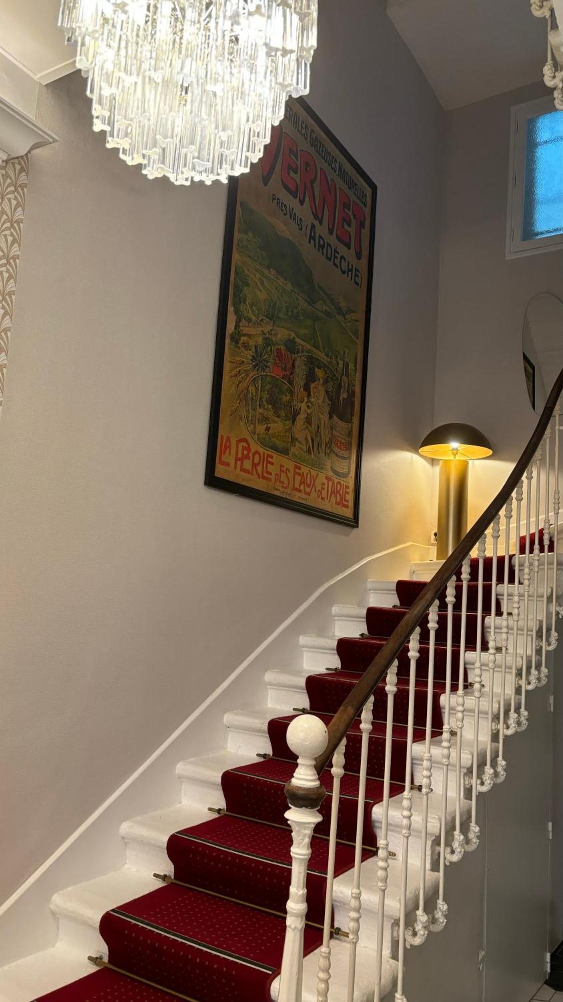 Logis Hotel Restaurant Grand Hotel De Lyon ヴァル・レ・バン エクステリア 写真