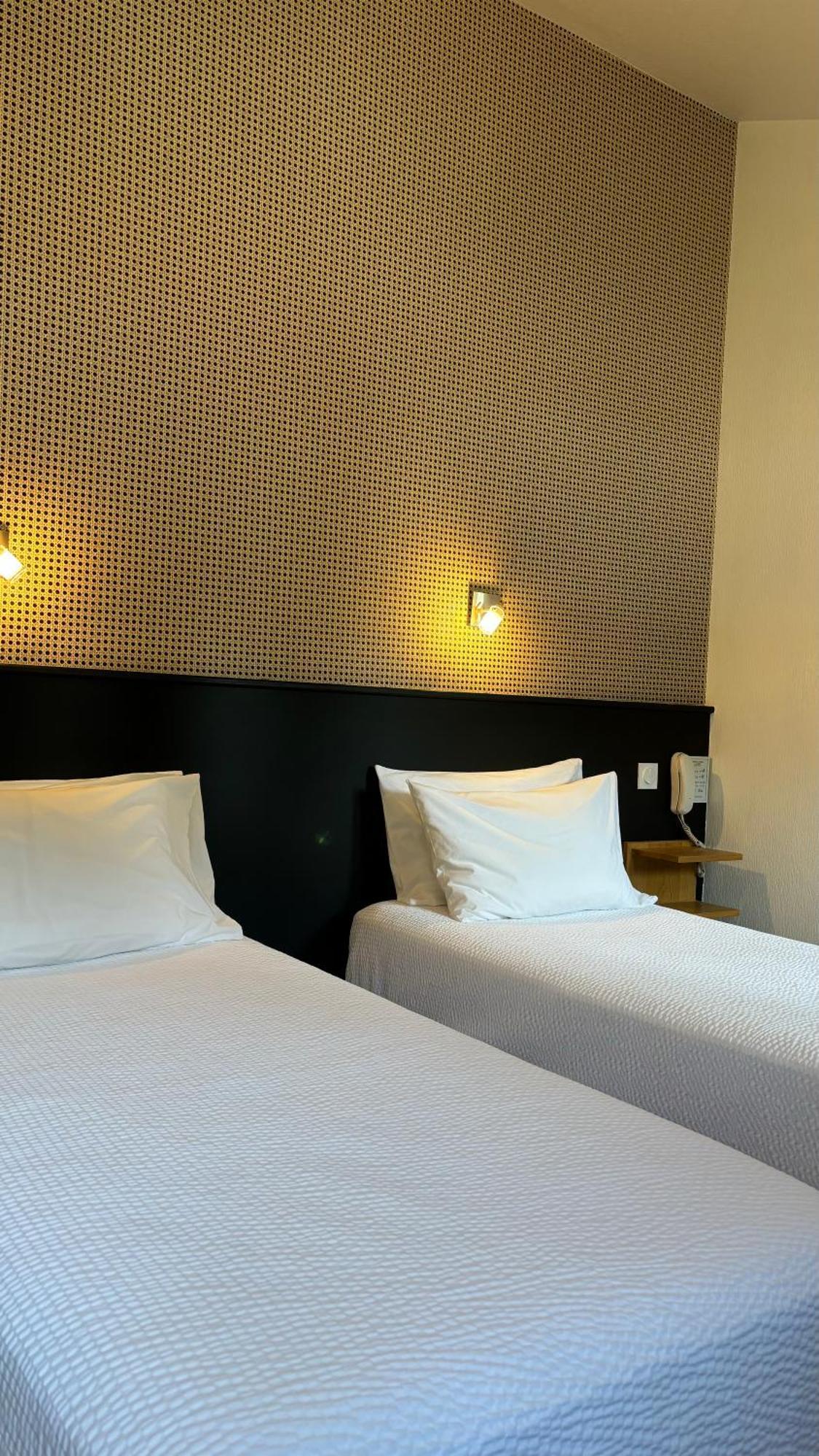 Logis Hotel Restaurant Grand Hotel De Lyon ヴァル・レ・バン エクステリア 写真
