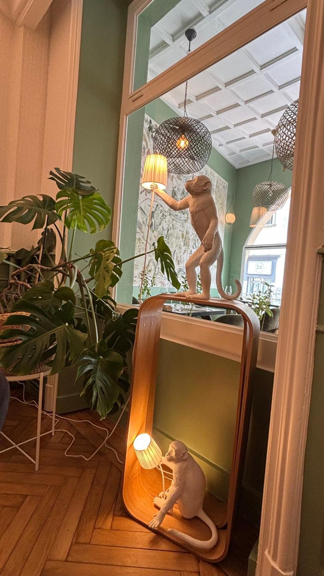 Logis Hotel Restaurant Grand Hotel De Lyon ヴァル・レ・バン エクステリア 写真